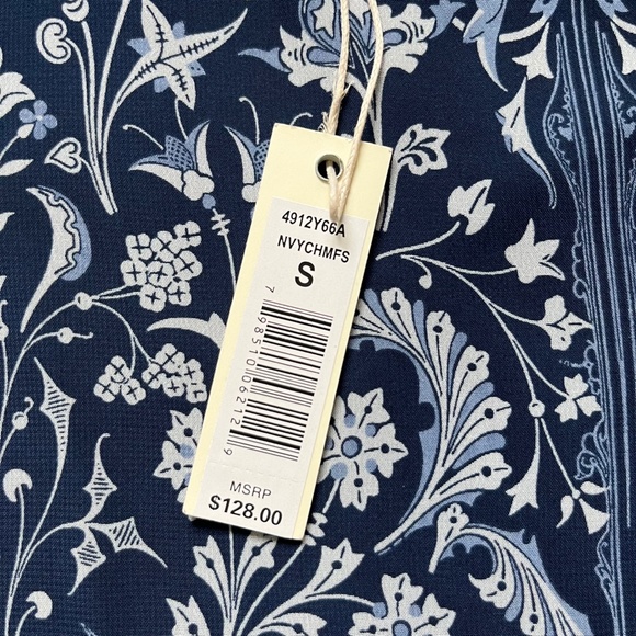 Max Studio Floral Navy Shift Dress, Small, New with Tags; Adorable Summer dress - Picture 6 of 15